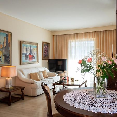 Hector'S Flisvos Apartment Atény Exteriér fotografie